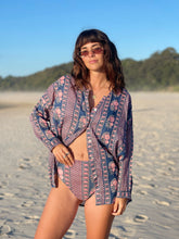 Load image into Gallery viewer, Rosa Beach Shirt