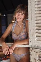 Load image into Gallery viewer, Lila Straight Ruffled Top