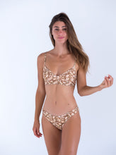 Load image into Gallery viewer, Indie V cut Bottoms Caramel
