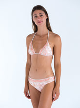 Load image into Gallery viewer, Sample Blossom Tri Top ♲ Coral