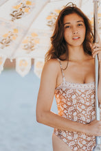 Load image into Gallery viewer, Sample Indie Vintage OP Caramel