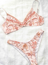 Load image into Gallery viewer, Sample Blossom V neck Top ♲