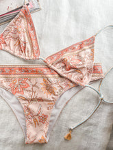 Load image into Gallery viewer, Sample Blossom low waist bottom ♲