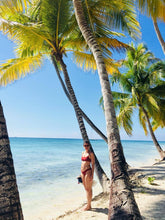 Load image into Gallery viewer, Sample Lombok Bottom
