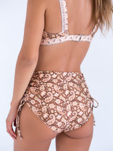 Load image into Gallery viewer, Indie High Waist Bottom Ruched Caramel ♲
